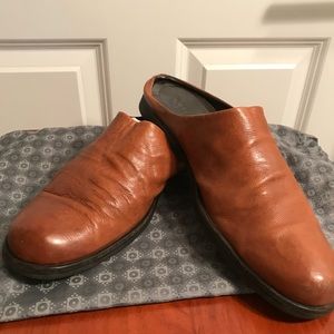 Brown leather Adam Derrick shoes size 9